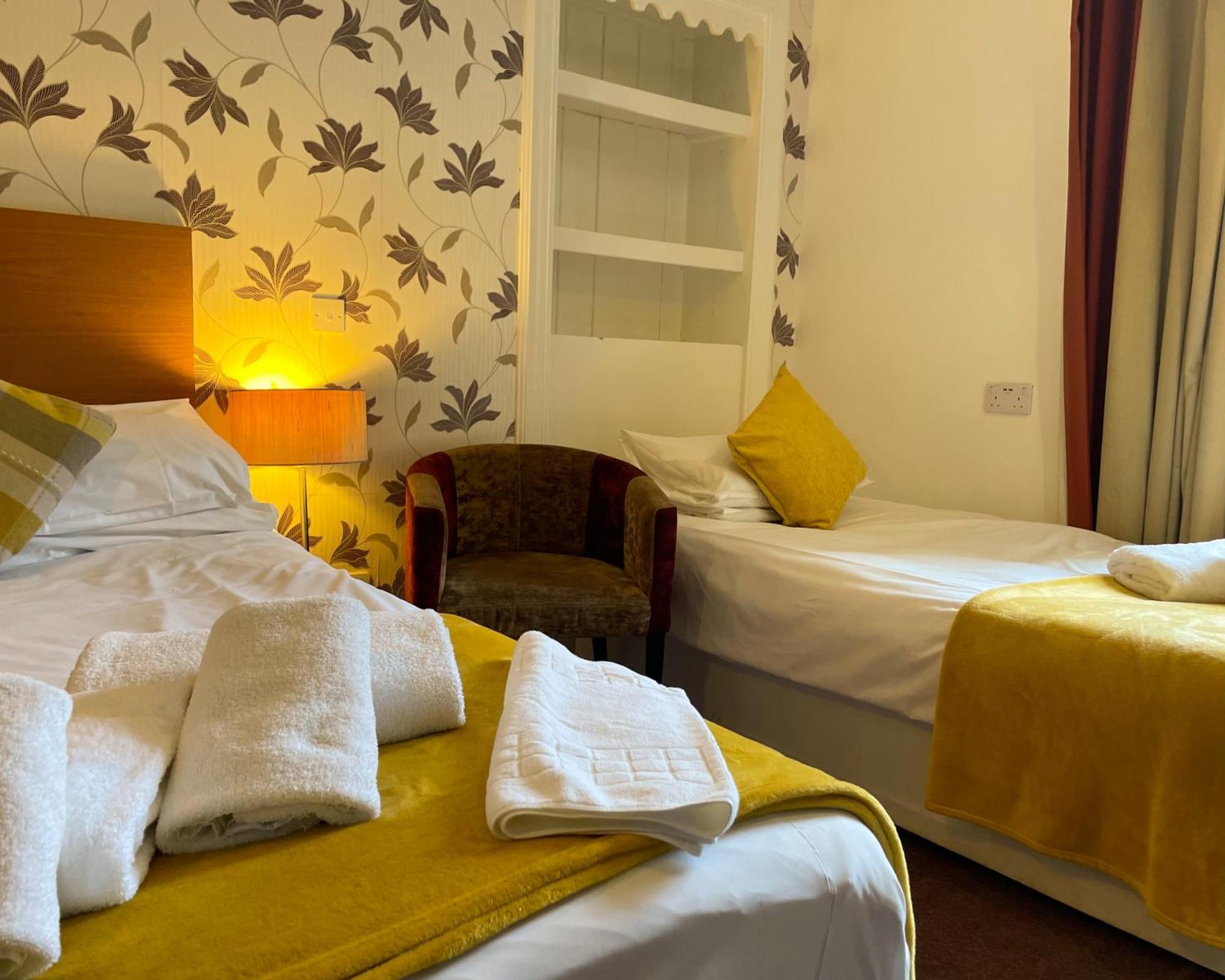 The Speyside Hotel And Restaurant Grantown-on-Spey Ngoại thất bức ảnh